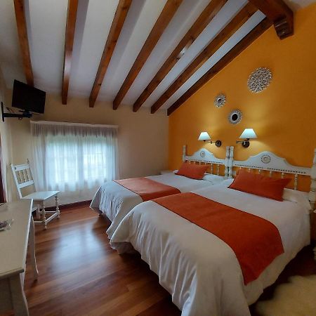 Posada El Jardin Santillana del Mar Ngoại thất bức ảnh