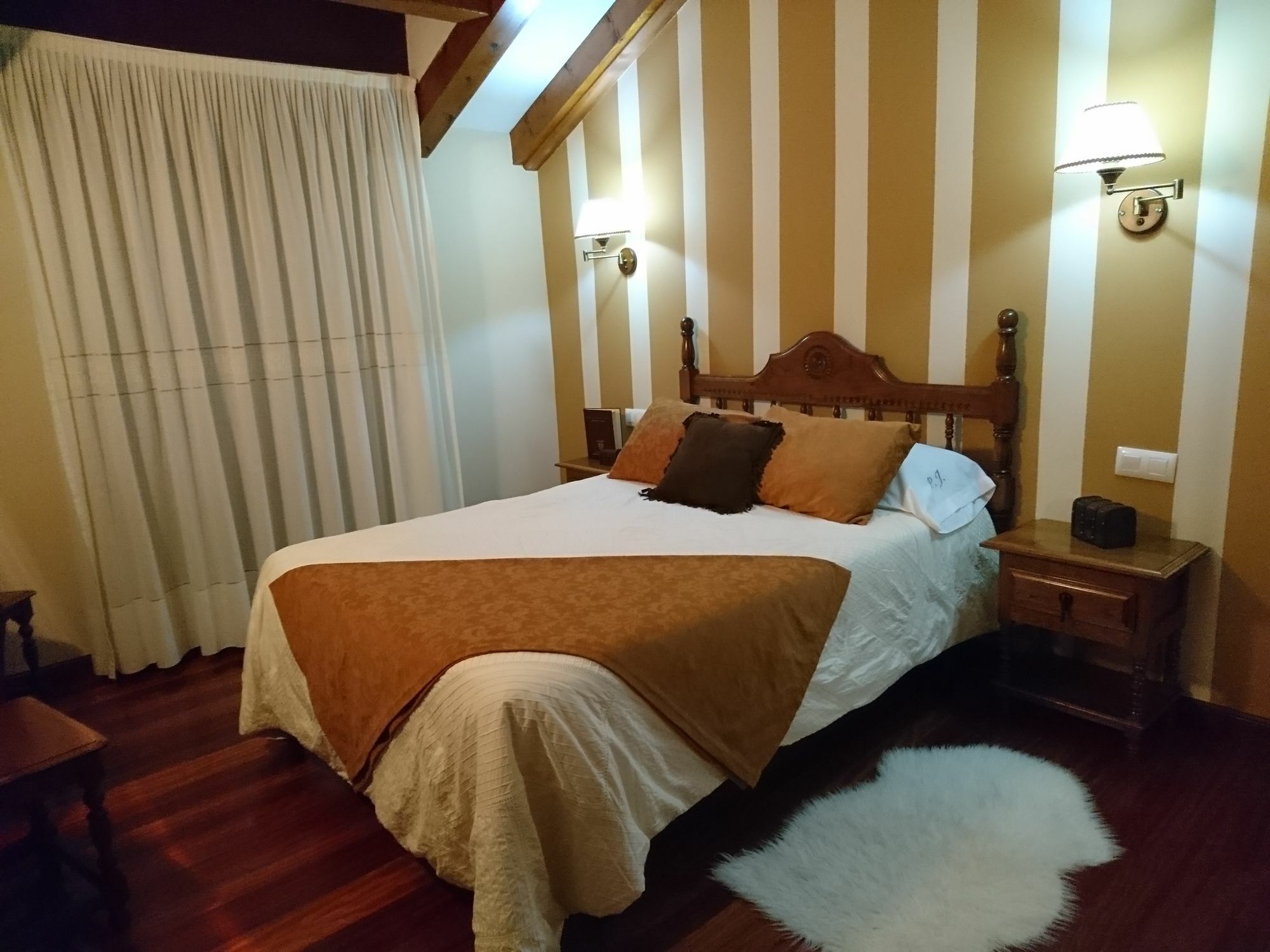 Posada El Jardin Santillana del Mar Ngoại thất bức ảnh