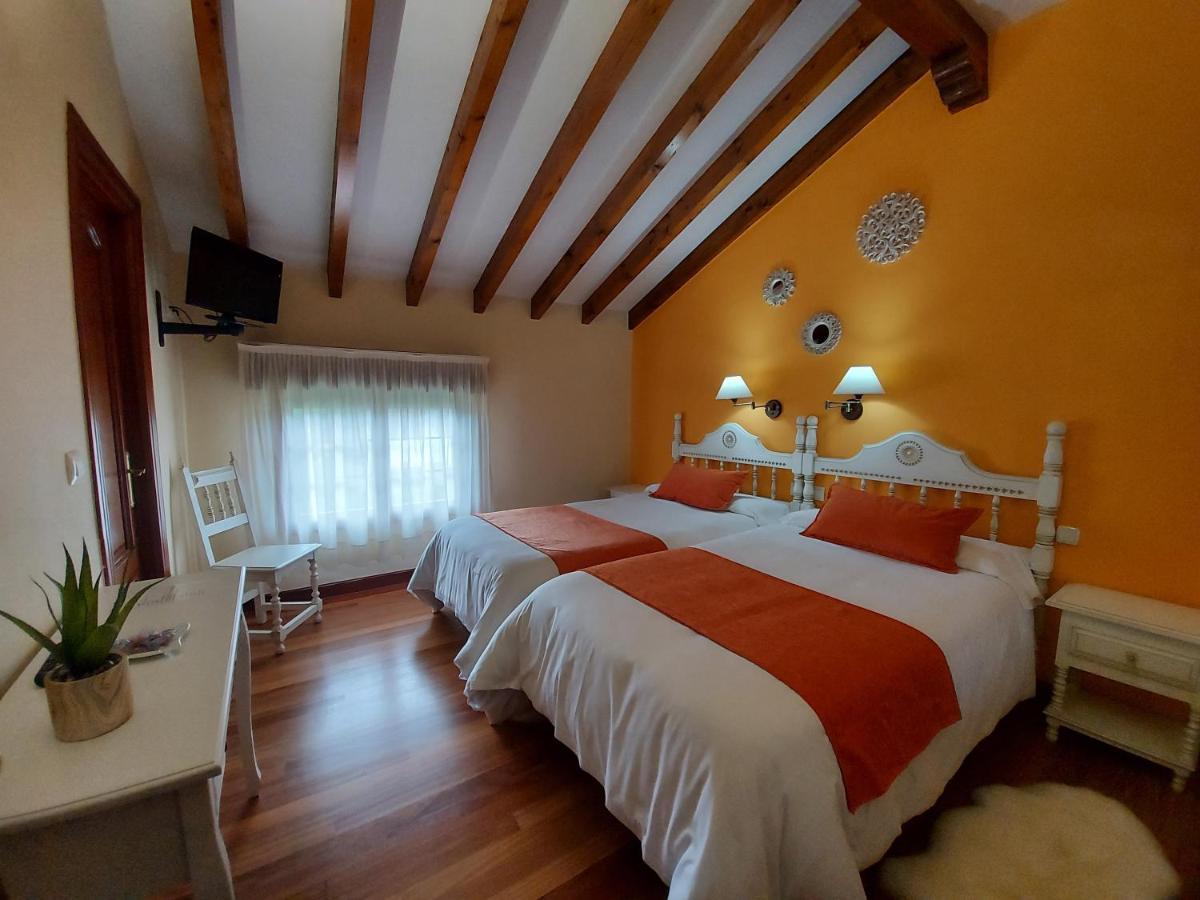 Posada El Jardin Santillana del Mar Ngoại thất bức ảnh